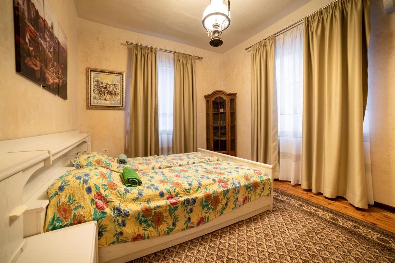 Zlatanov Residence Veliko Tarnovo Exterior photo